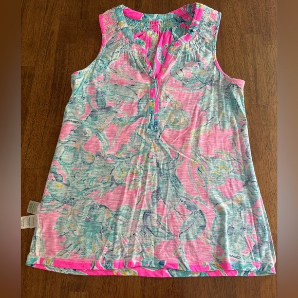 Lilly Pulitzer Essie Sleeveless Tank Top SZ XS Raz Berry Lobsters In Love - Picture 11 of 12